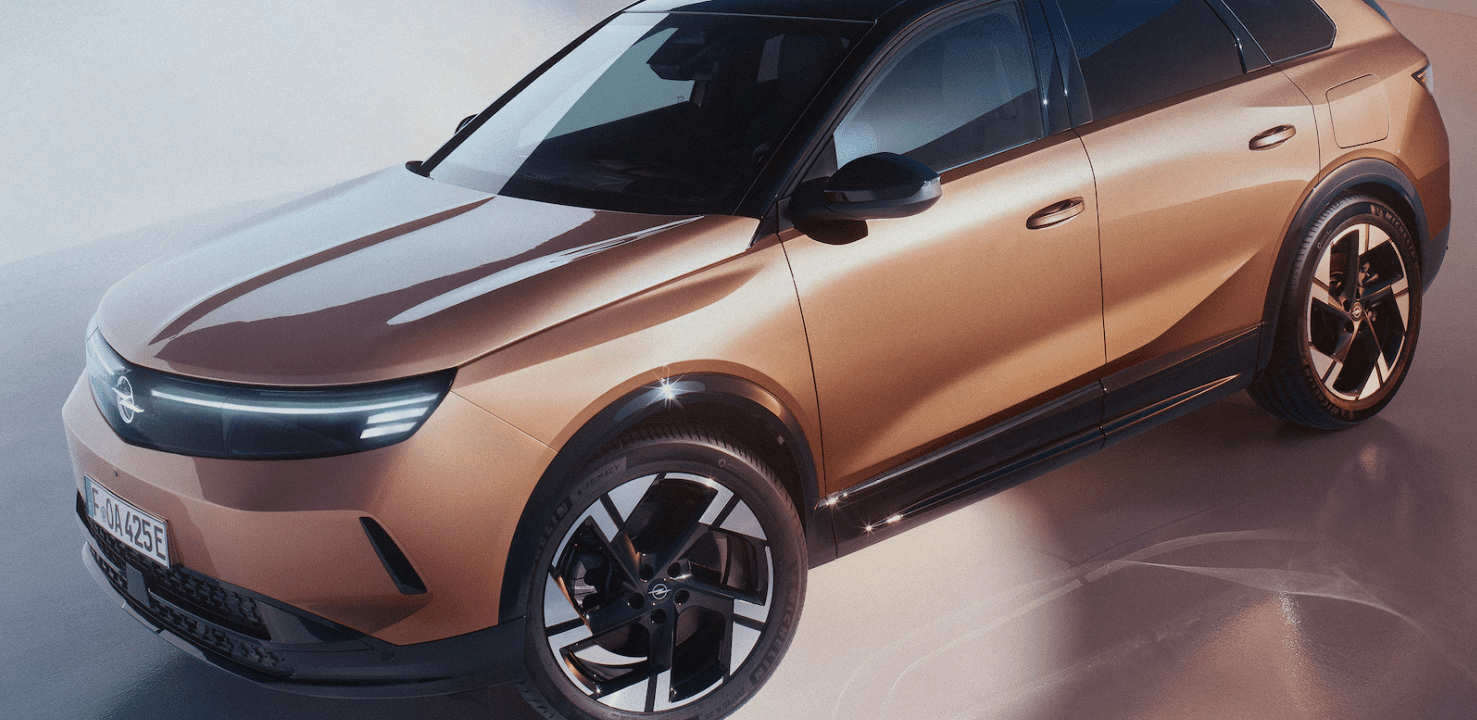 Opel elbil vist i profil